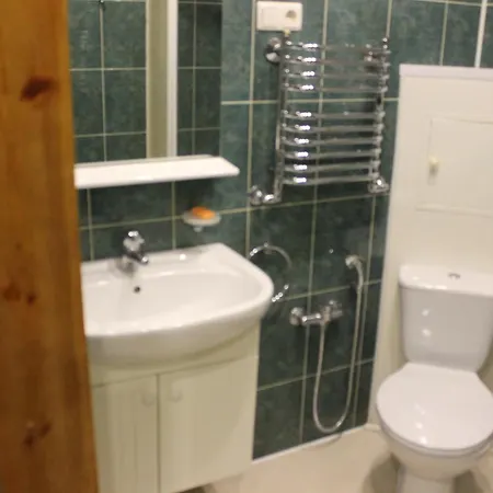 Golden Lily Apartament *